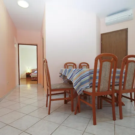 Apartments Sebastian 1842 Fazana Exterior photo