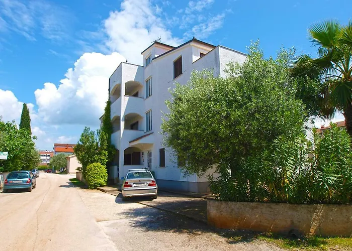 Apartments Sebastian 1842