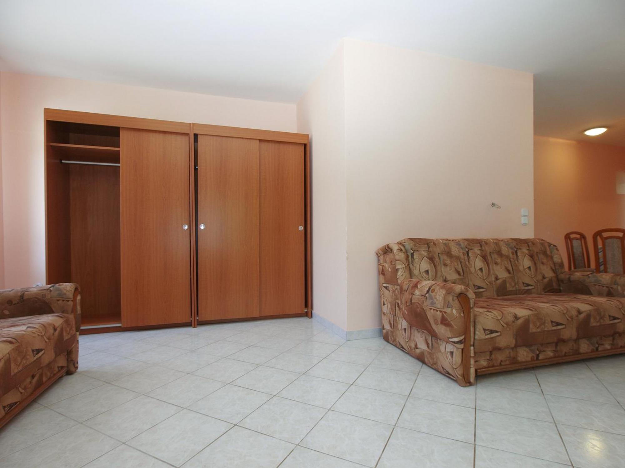 Apartment Sebastian 1842